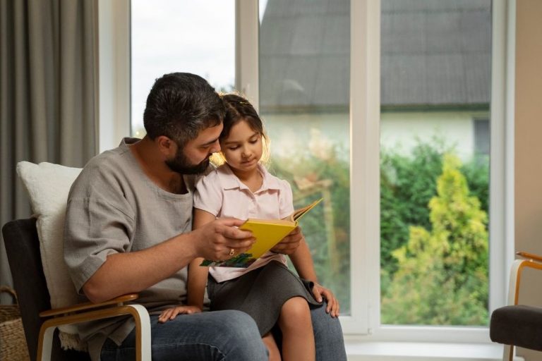 What & how to create a good attitude towards money with your children?